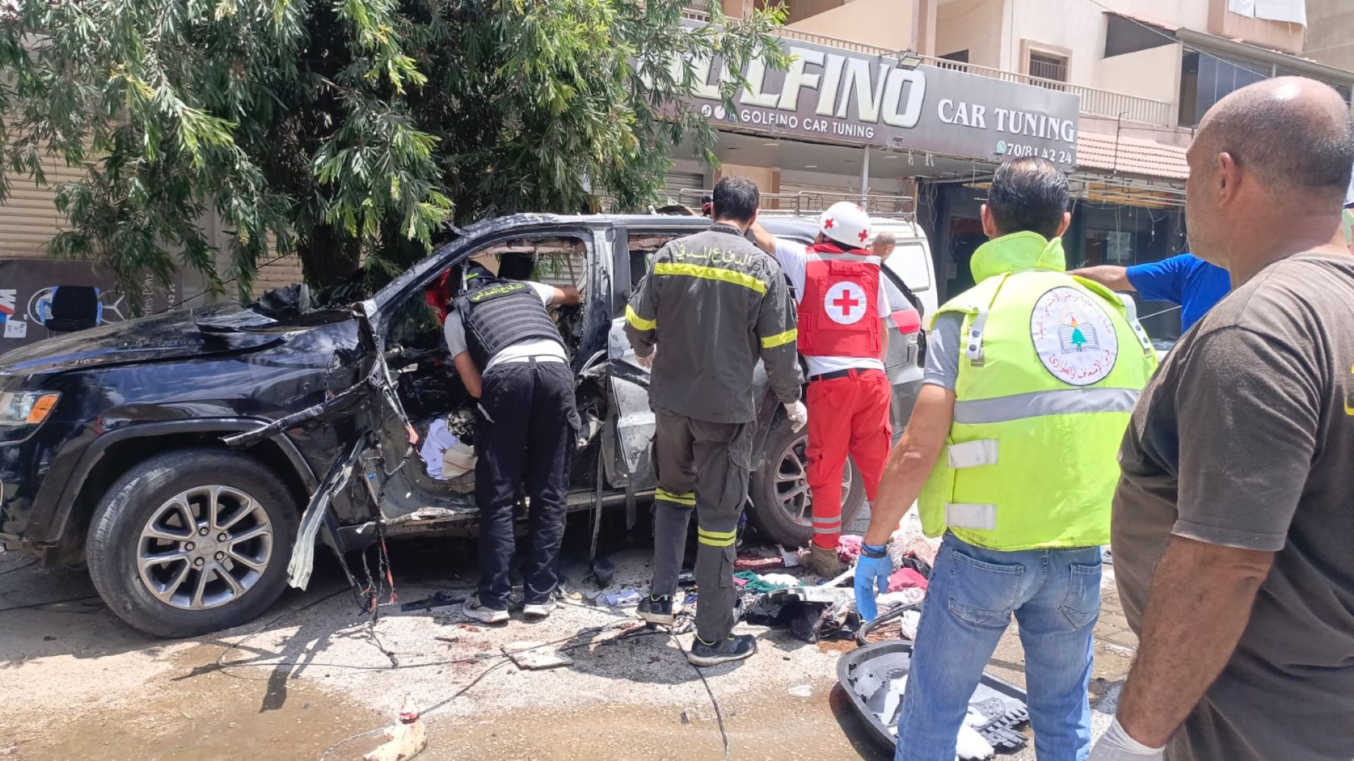 بالصورة ـ 4 ضحايا بينهم مديرة مدرسة في استهداف سيارتها على طريق النبطية الفوقا
